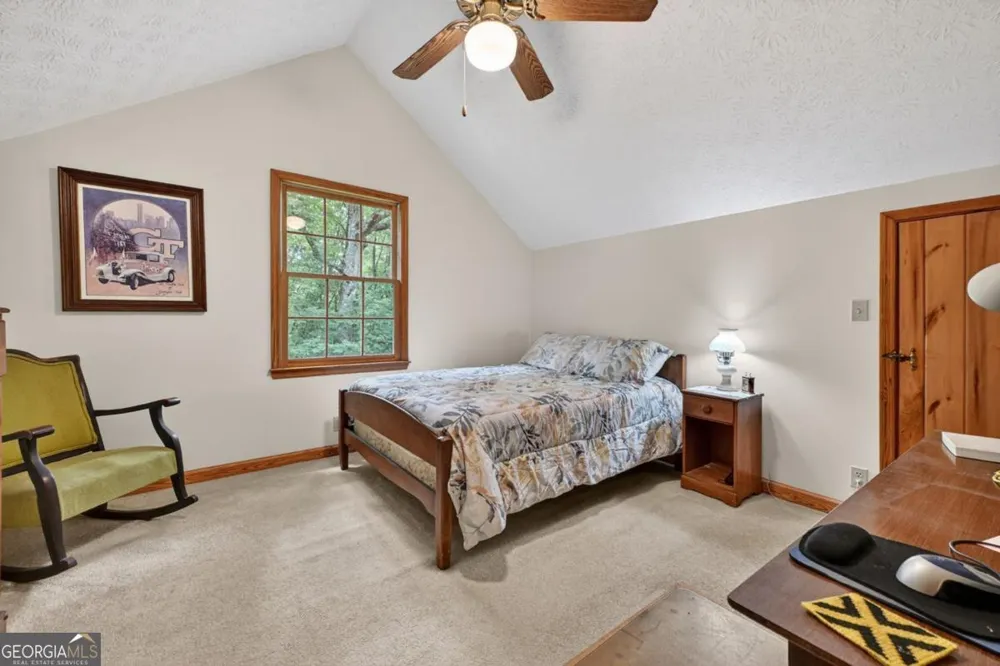 221 Shade Tree LN Mineral Bluff, GA 30559