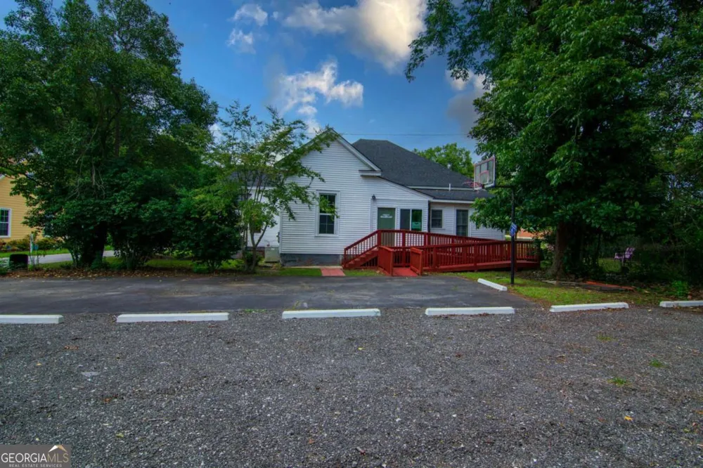 322 Fort LN Hamilton, GA 31811