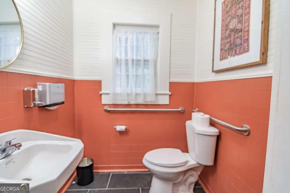 322 Fort LN Hamilton, GA 31811
