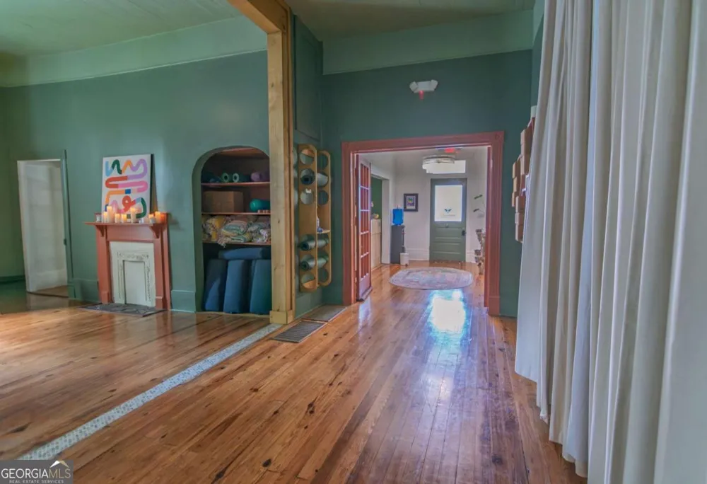 322 Fort LN Hamilton, GA 31811