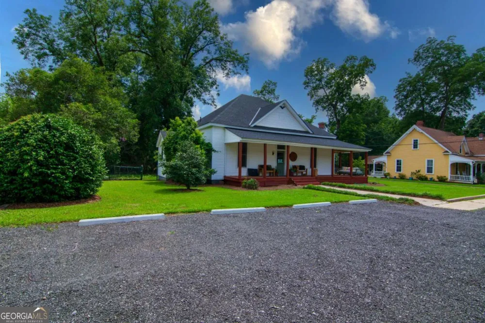 322 Fort LN Hamilton, GA 31811