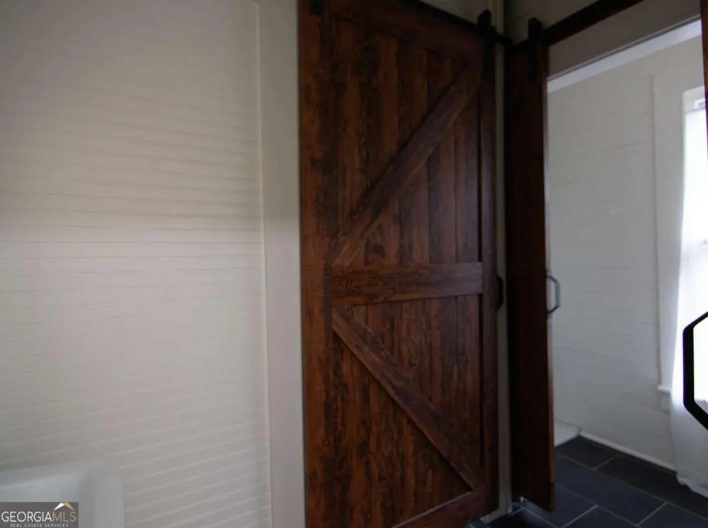 322 Fort LN Hamilton, GA 31811