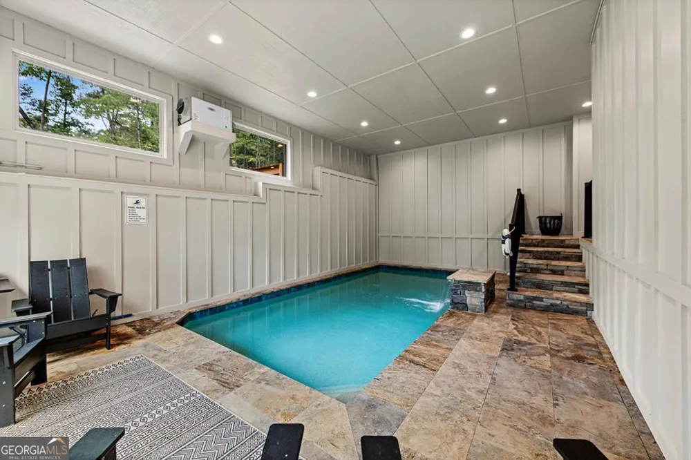 177 Creekside LNDG Ellijay, GA 30540