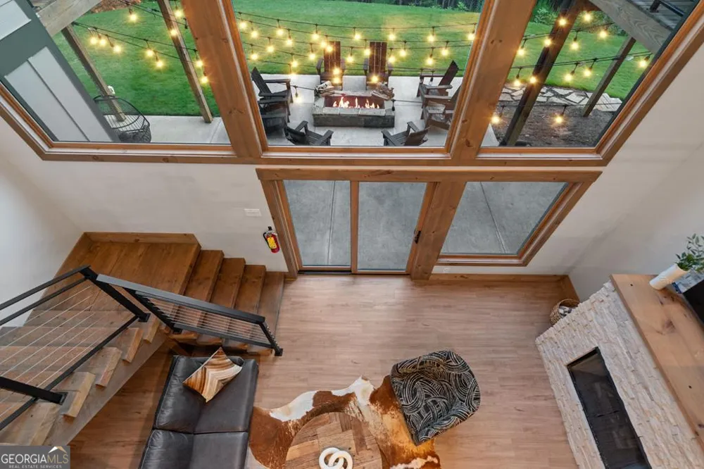 177 Creekside LNDG Ellijay, GA 30540