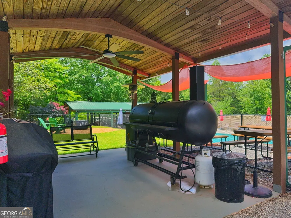 79 Maple Wood LN Cleveland, GA 30528