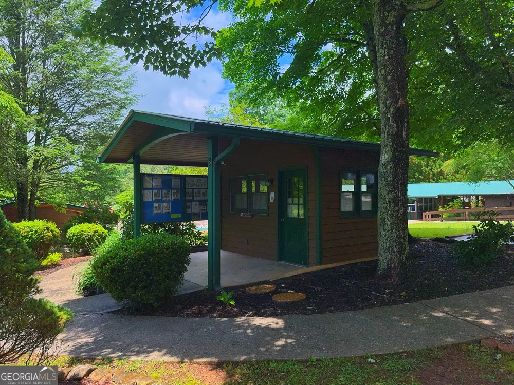 79 Maple Wood LN Cleveland, GA 30528