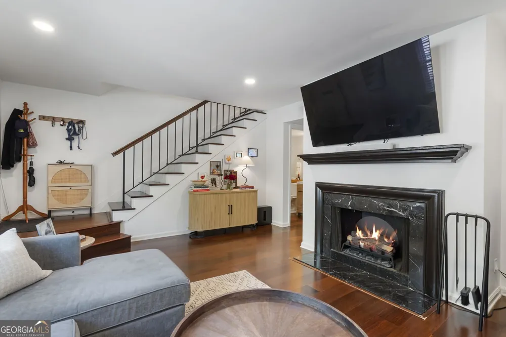 56 Cantey PL NW Atlanta, GA 30327