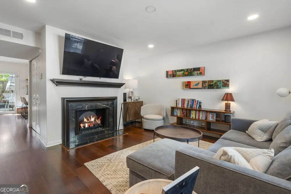 56 Cantey PL NW Atlanta, GA 30327