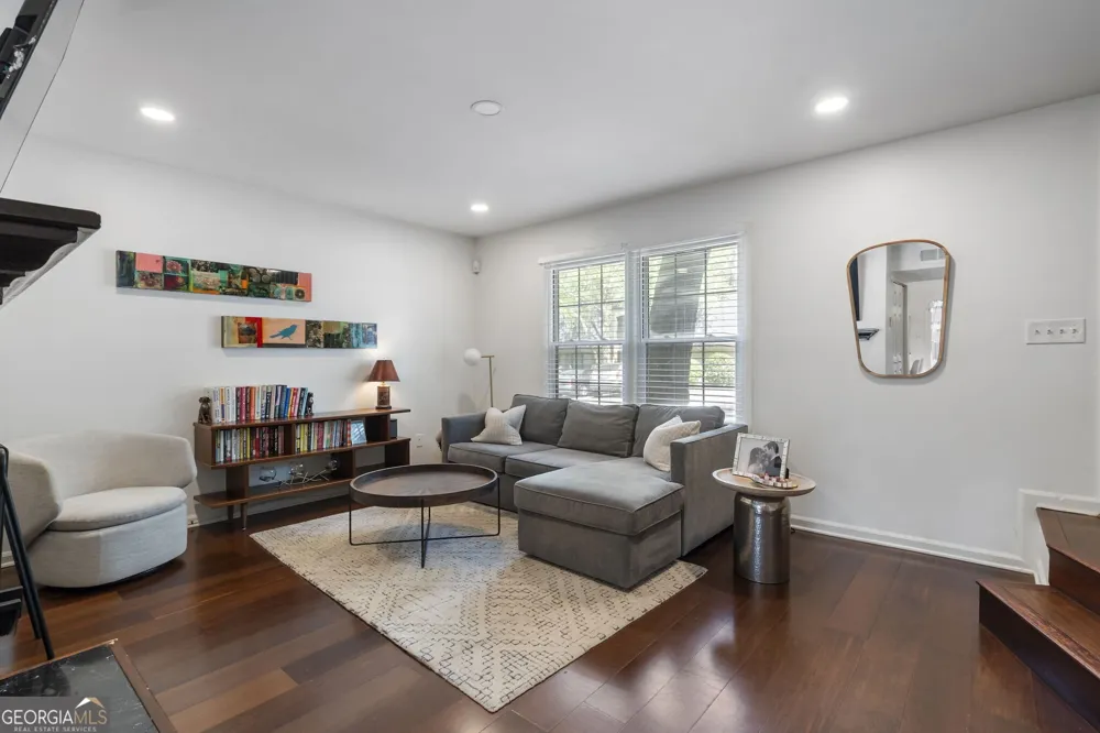 56 Cantey PL NW Atlanta, GA 30327