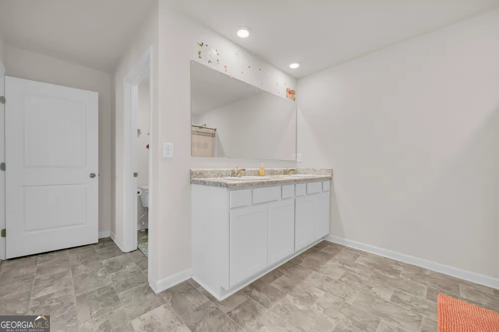 135 Starbuck PKWY Pendergrass, GA 30567