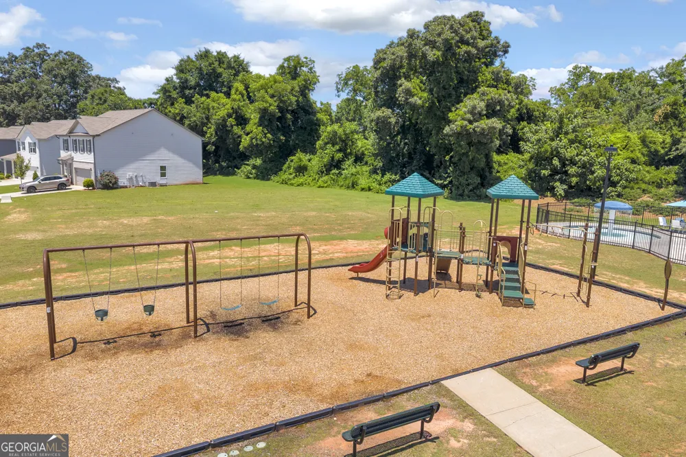135 Starbuck PKWY Pendergrass, GA 30567