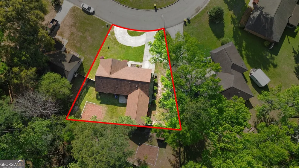 6 N Nicholson CIR Savannah, GA 31419