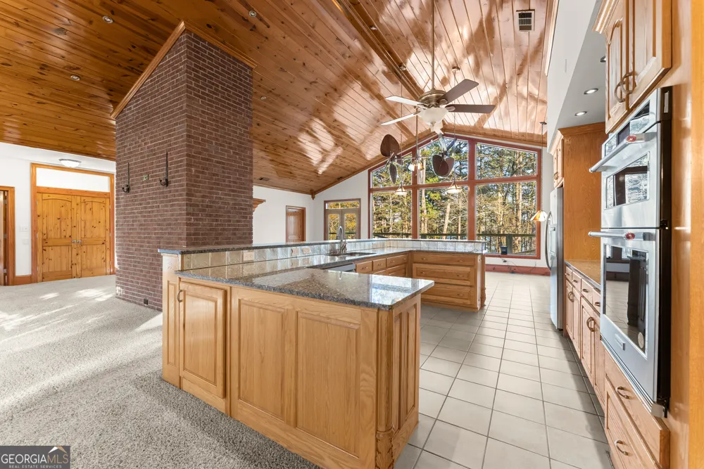 287 Spring Branch CIR Toccoa, GA 30577