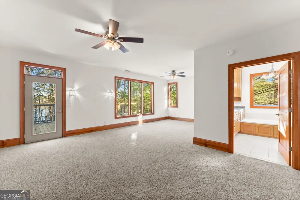 287 Spring Branch CIR Toccoa, GA 30577