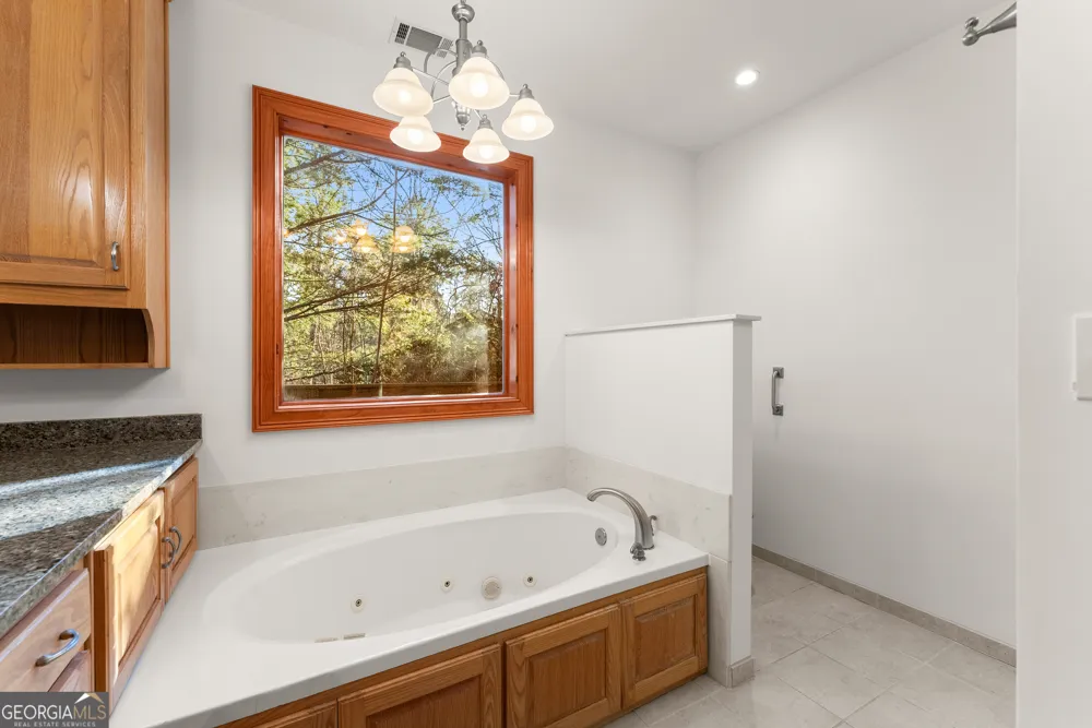 287 Spring Branch CIR Toccoa, GA 30577