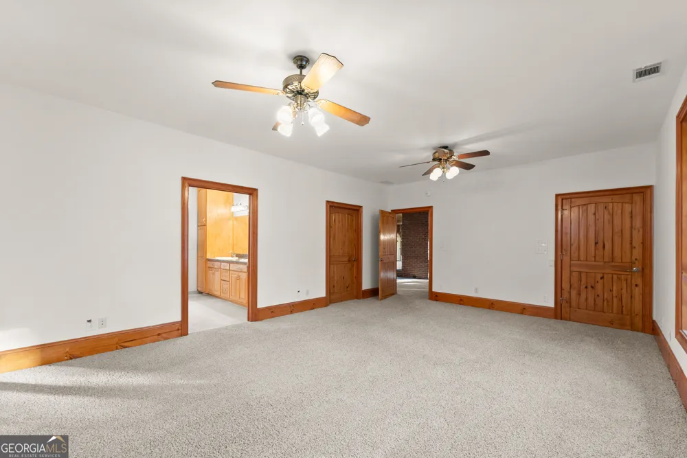 287 Spring Branch CIR Toccoa, GA 30577