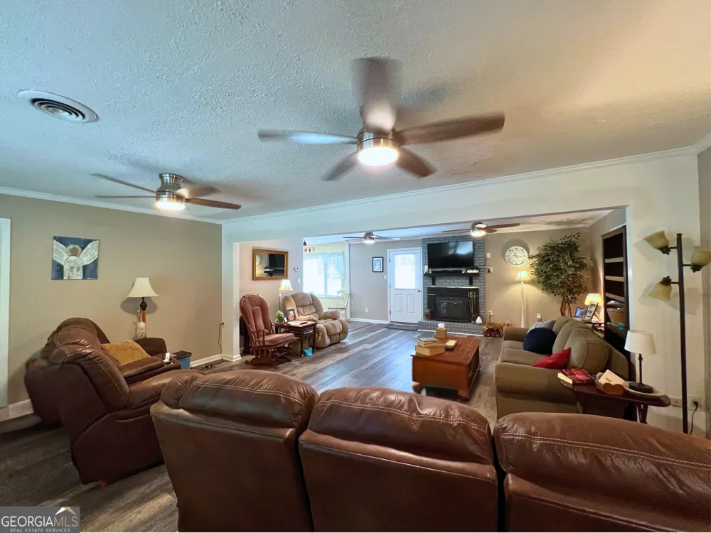 2068 Church ST Rentz, GA 31075