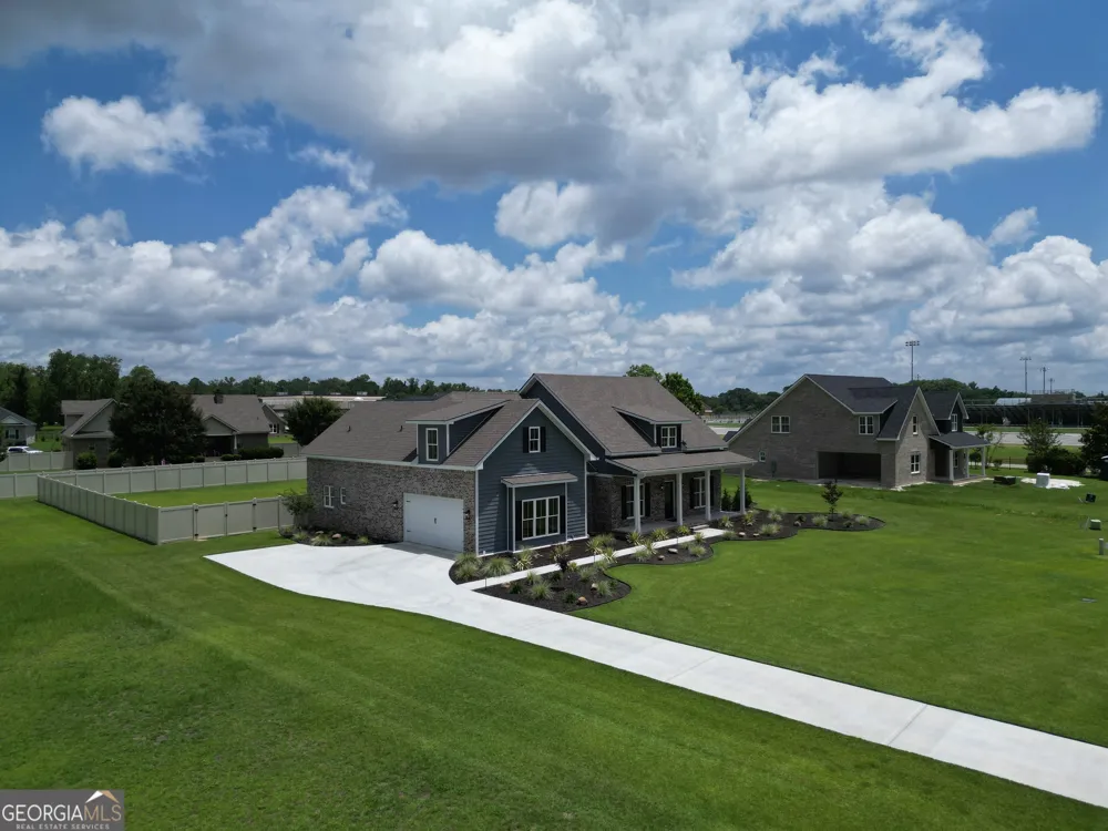 3 Wysteria LN Claxton, GA 30417