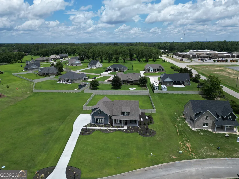 3 Wysteria LN Claxton, GA 30417