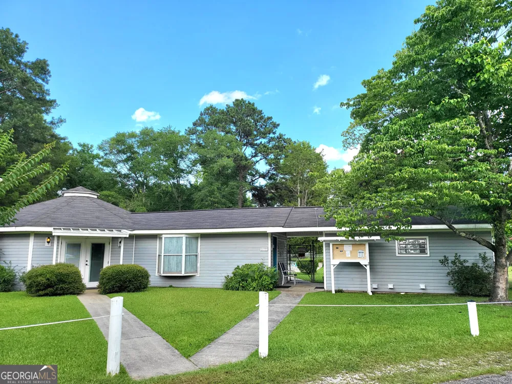 197 Whispering Pines BLVD Georgetown, GA 39854