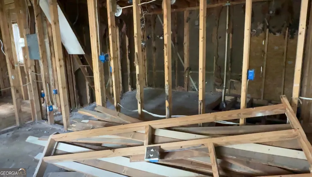 6658 Marsh AVE Lithia Springs, GA 30122