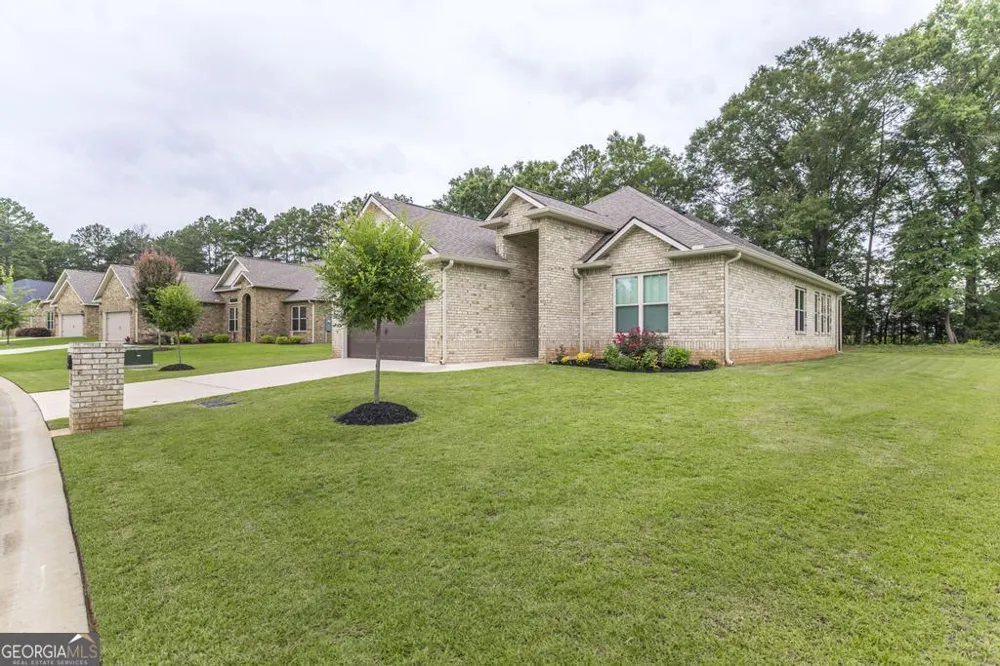 504 Clifton RD Perry, GA 31069