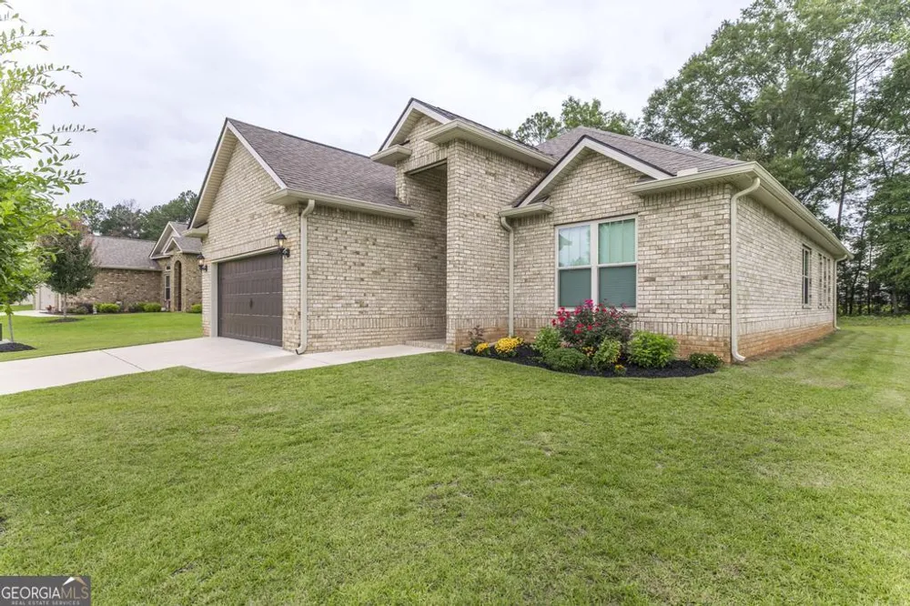 504 Clifton RD Perry, GA 31069