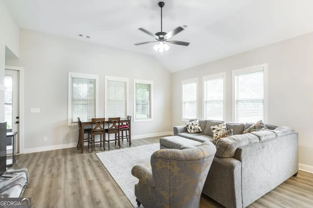 504 Clifton RD Perry, GA 31069