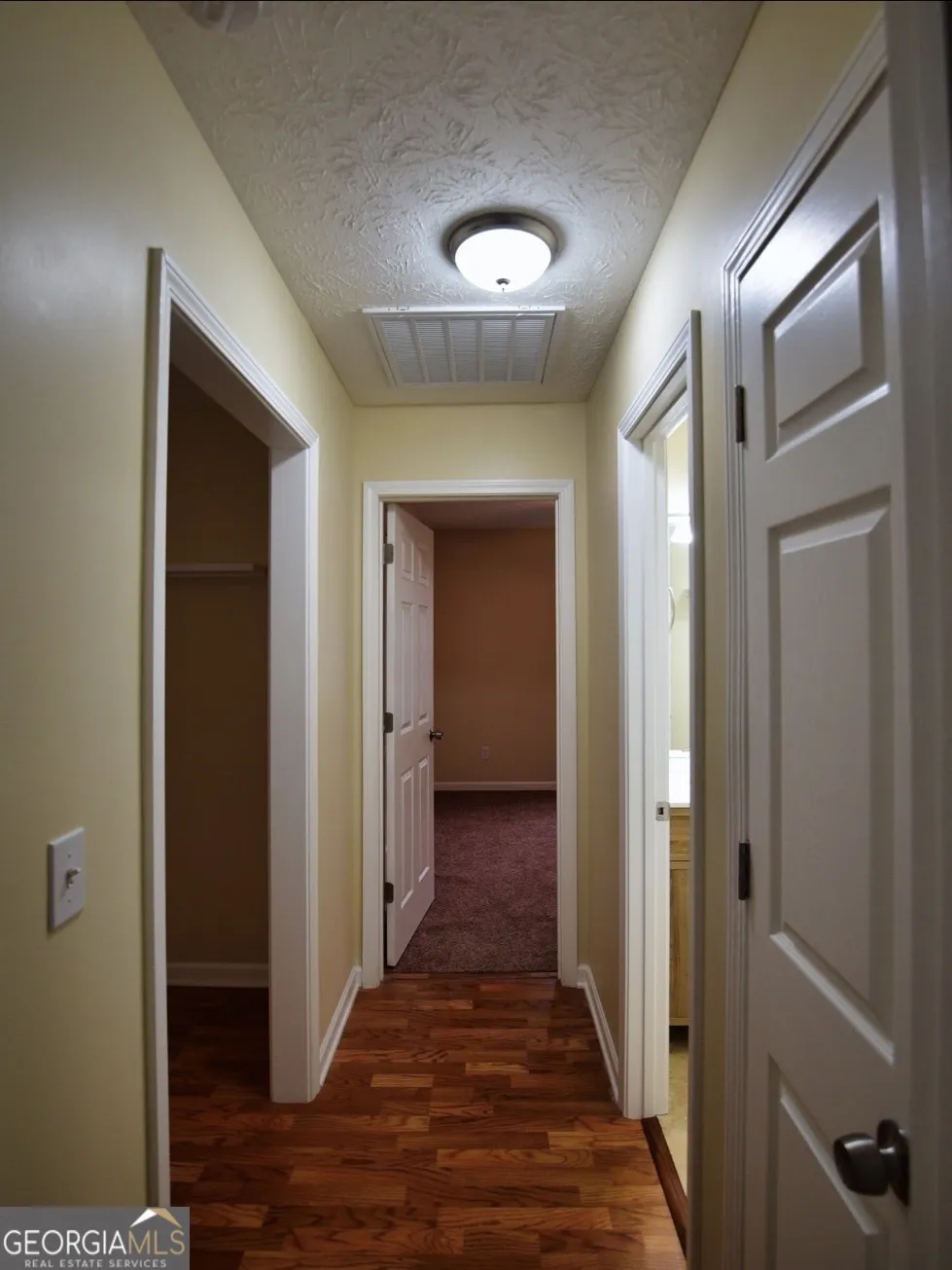 105 Redwood DR LaGrange, GA 30240