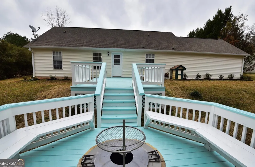 105 Redwood DR LaGrange, GA 30240