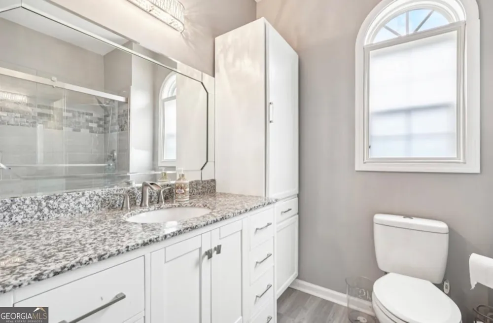 204 Summer PL Norcross, GA 30071