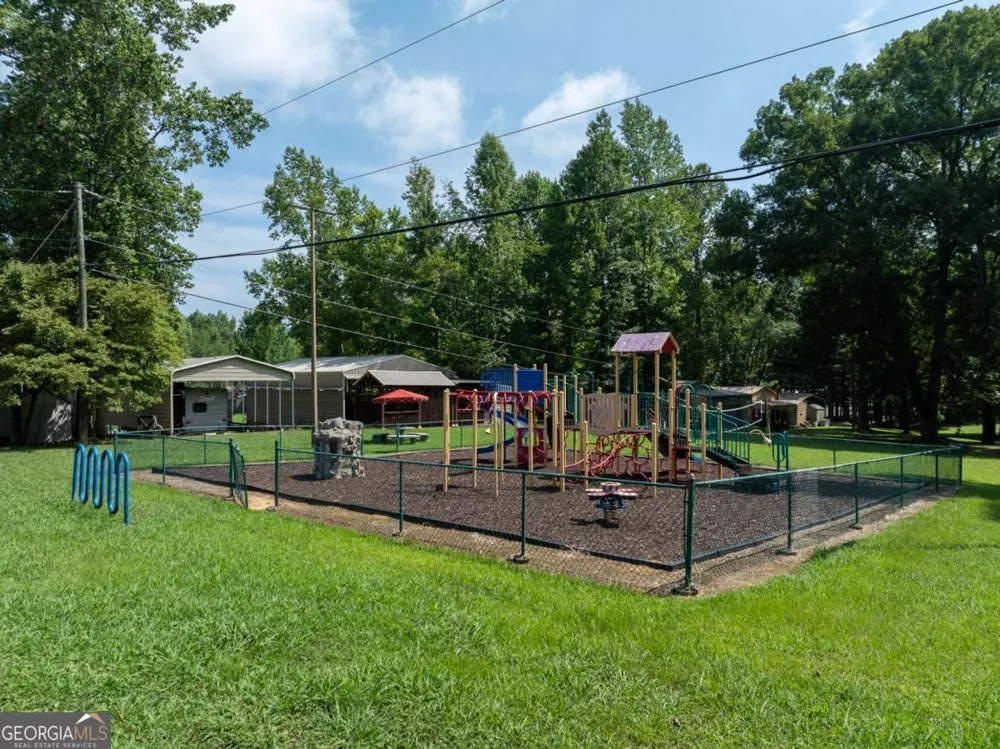 1002 Raccoon RDG NE Ranger, GA 30734