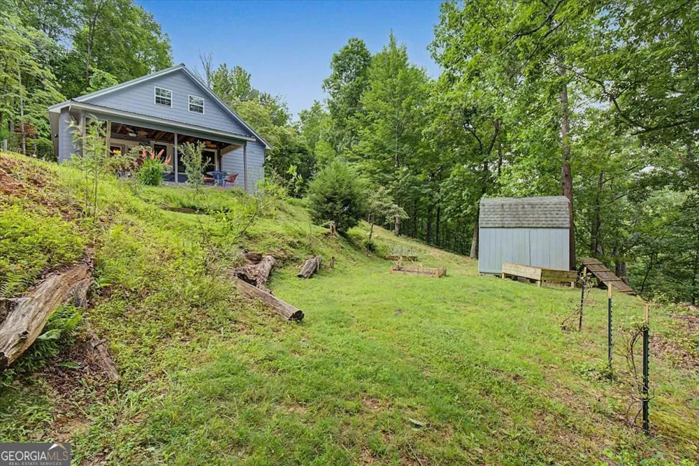 1002 Raccoon RDG NE Ranger, GA 30734
