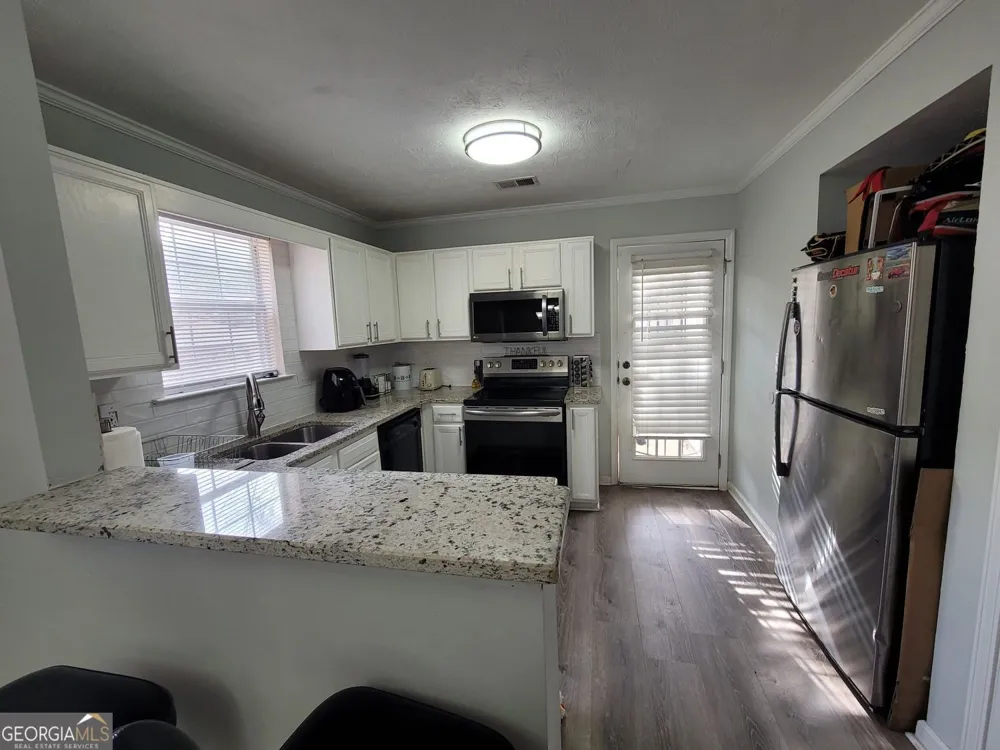 5980 Sherwood TRCE Lithonia, GA 30038
