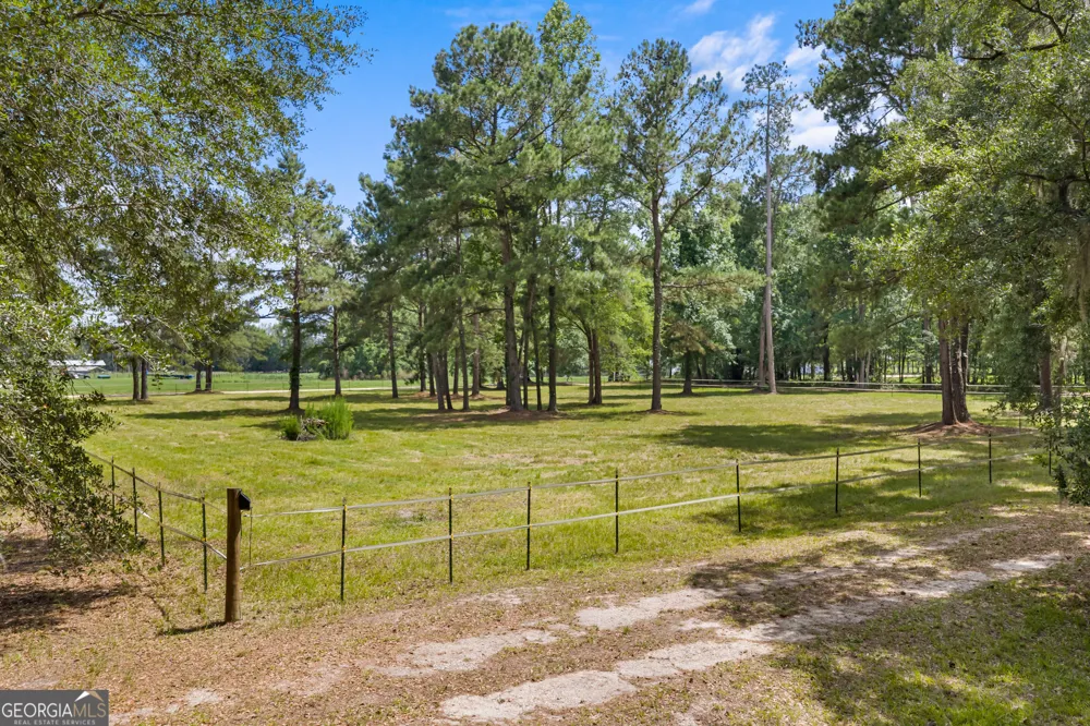 130 Porter RD Guyton, GA 31312