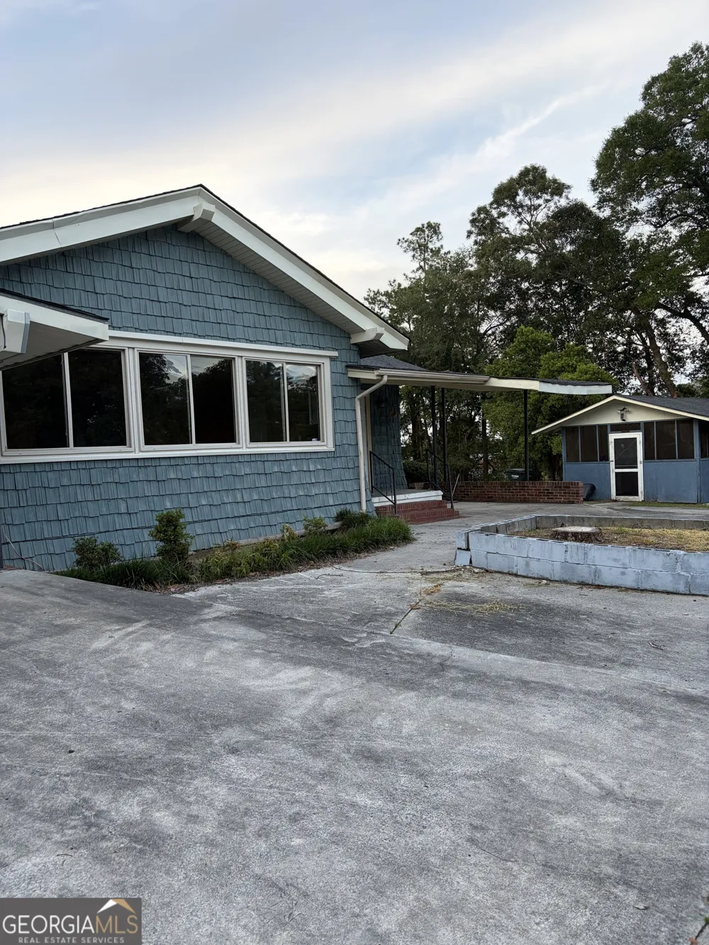 101 Halcyondale RD Sylvania, GA 30467