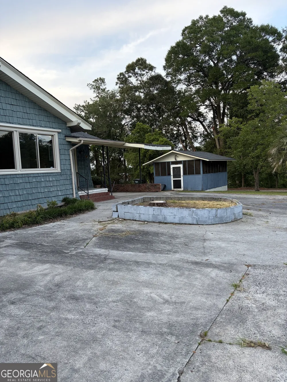 101 Halcyondale RD Sylvania, GA 30467