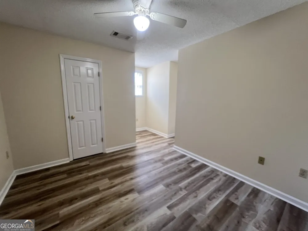 906 McAllister DR Vidalia, GA 30474