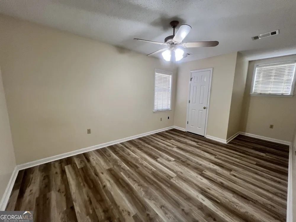 906 McAllister DR Vidalia, GA 30474