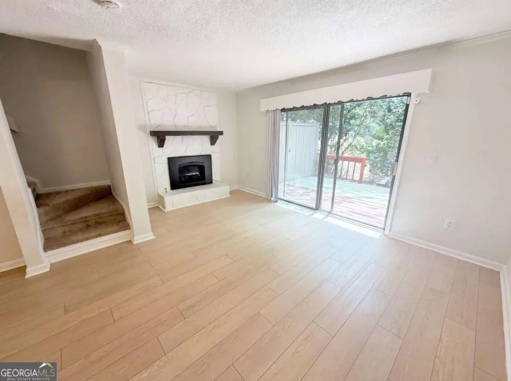 6202 Overlook RD Peachtree Corners, GA 30092