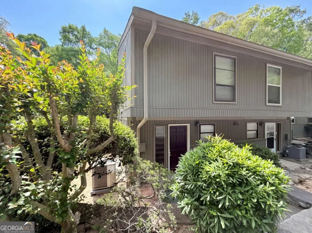 6202 Overlook RD Peachtree Corners, GA 30092