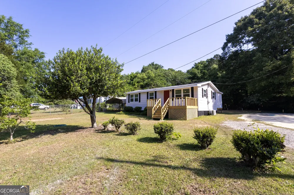 156 Churchwell RD Cochran, GA 31014