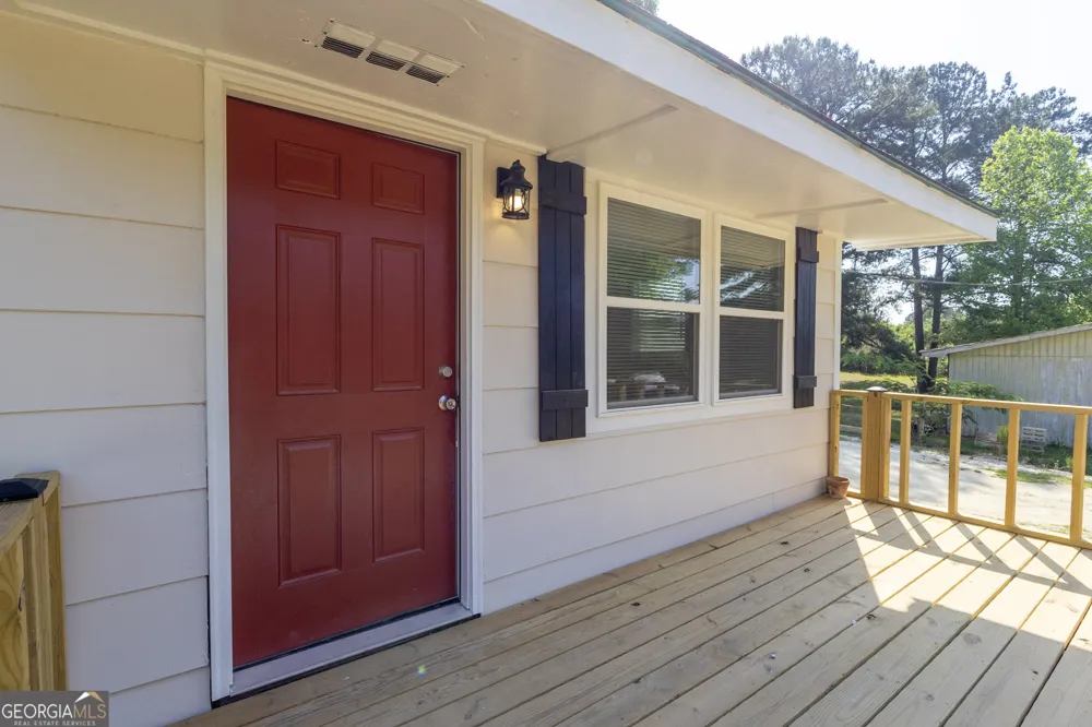156 Churchwell RD Cochran, GA 31014