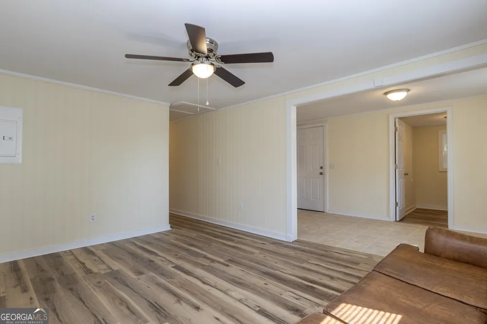 156 Churchwell RD Cochran, GA 31014