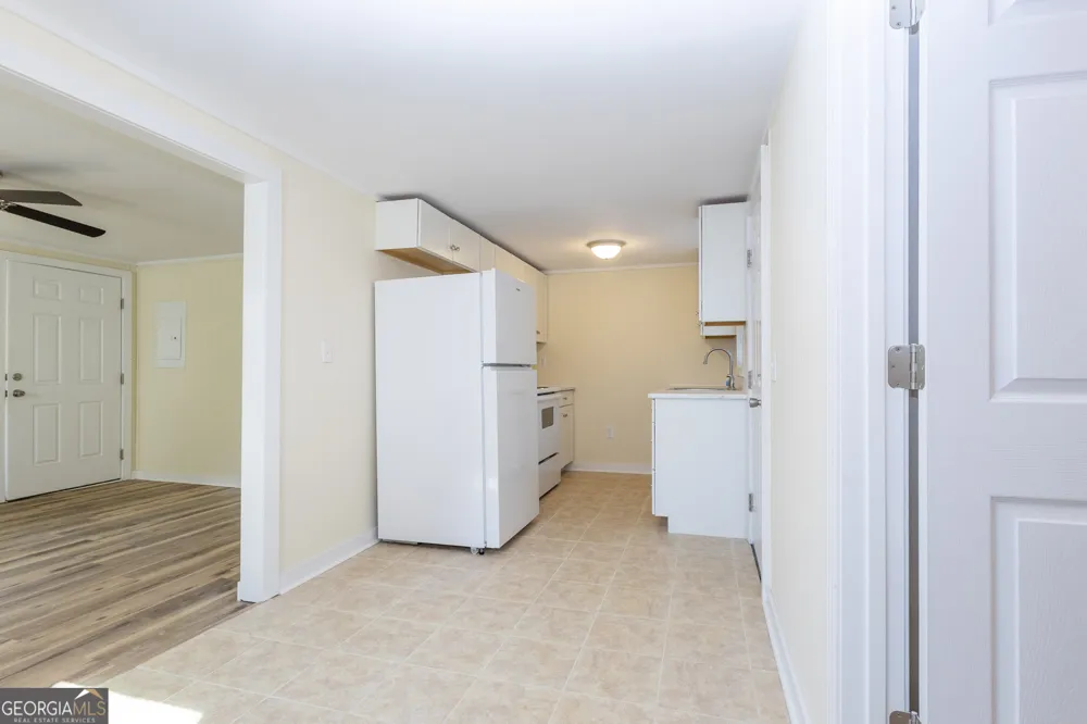 156 Churchwell RD Cochran, GA 31014