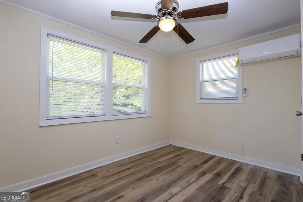 156 Churchwell RD Cochran, GA 31014