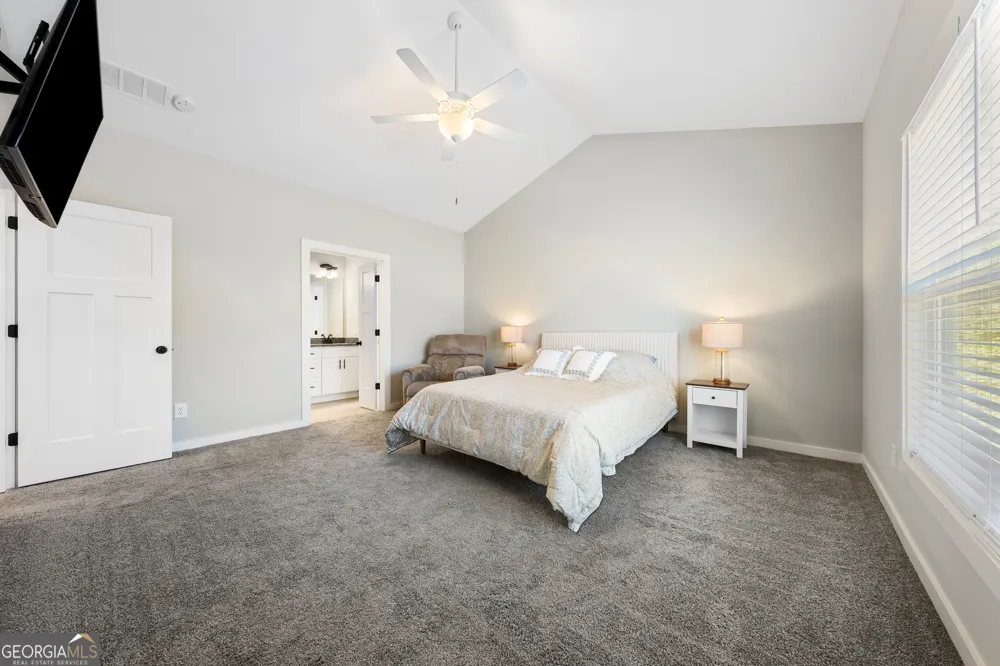 142 Fairview STA Hartwell, GA 30643