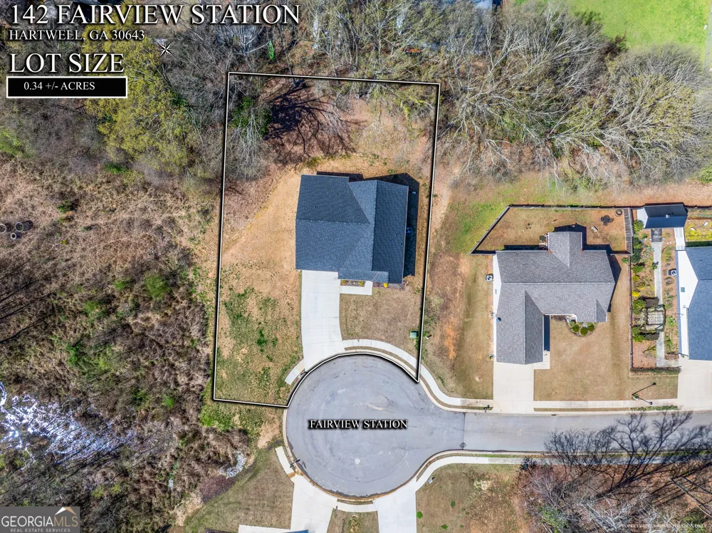 142 Fairview STA Hartwell, GA 30643