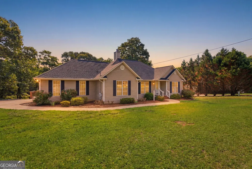 171 Winding WAY Hartwell, GA 30643