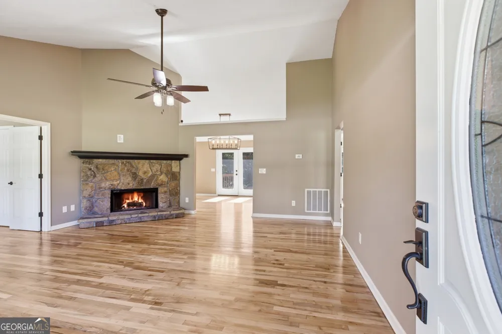 171 Winding WAY Hartwell, GA 30643